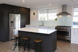 Black and timber kitchen | Jag Kitchens